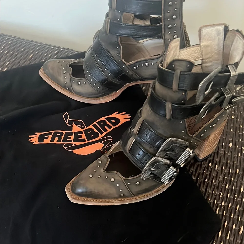 Freebird Black Heeled Boots with Strappy Design - Picture 8 of 9